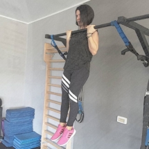 Chin-up Valentina